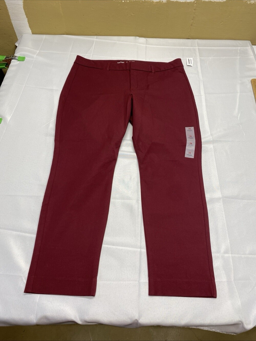 NWT Old Navy High-Rise Pixie Skinny Pants Size 16 Red Burgundy